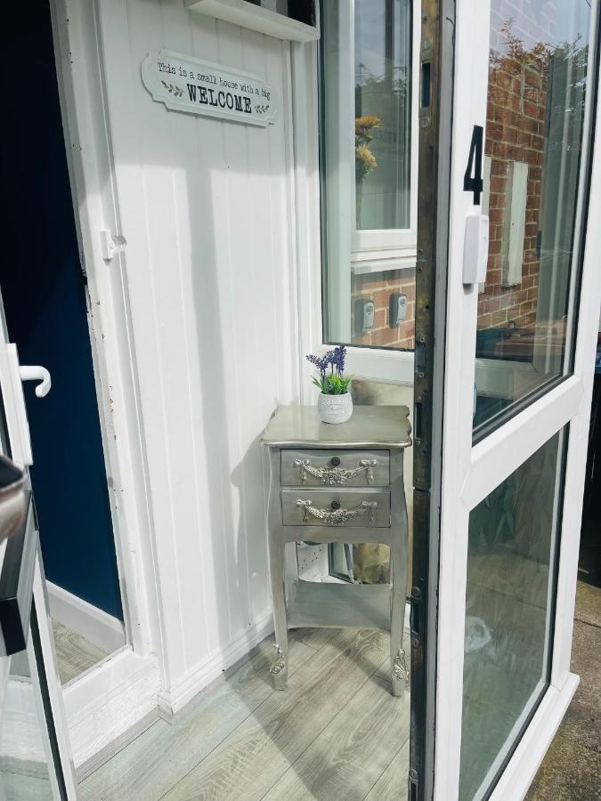 A Modern Cosy One Bedroom Home Away From Home Houghton-le-Spring Bagian luar foto